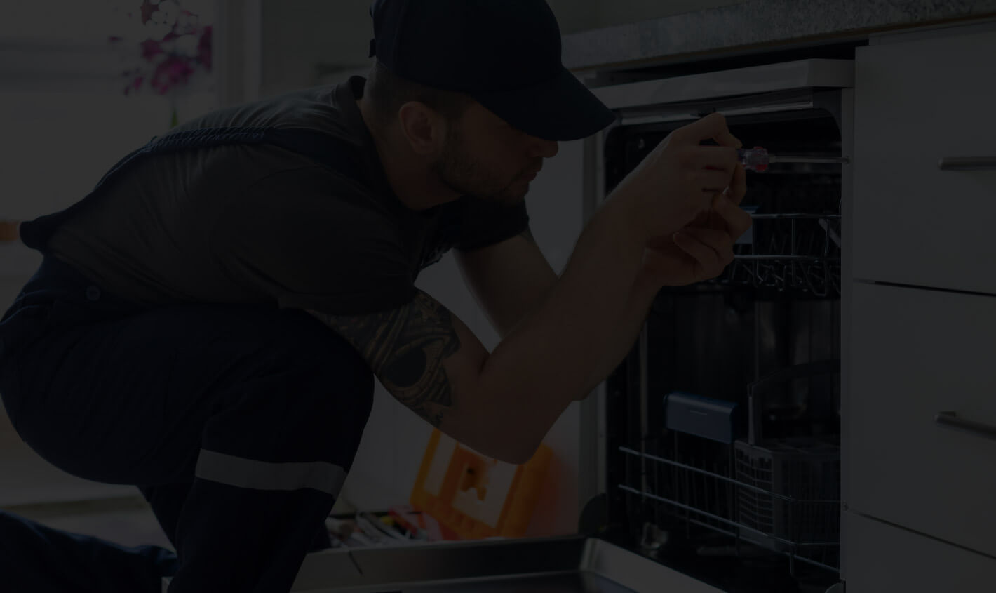 hand_serv-home-sli-5