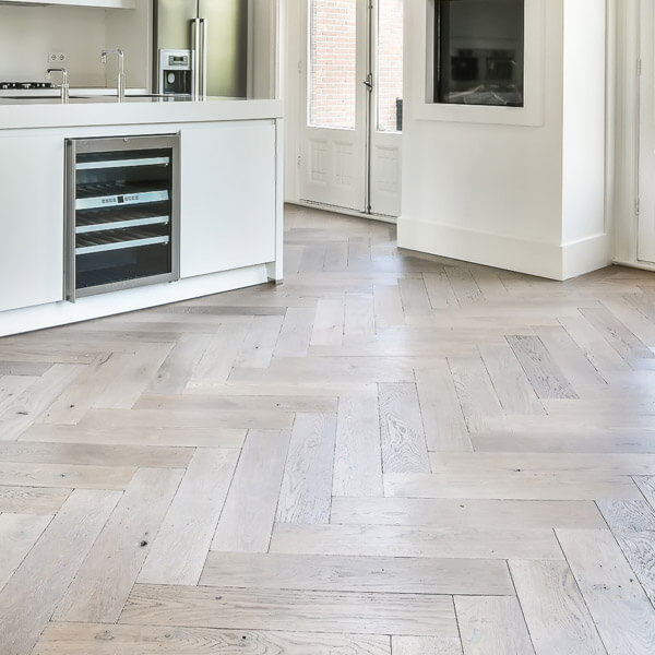 hand_serv-homeimprov-thumb-2